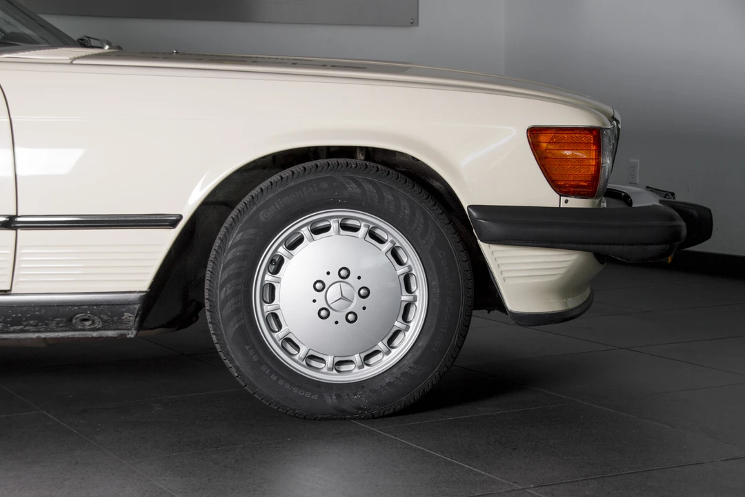 1987 Mercedes-Benz R107 SL-Class - Image 6 of 31