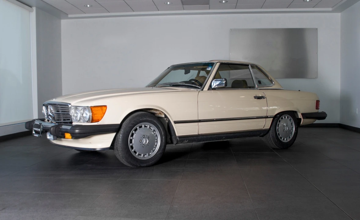 1987 Mercedes-Benz R107 SL-Class - Image 2 of 31