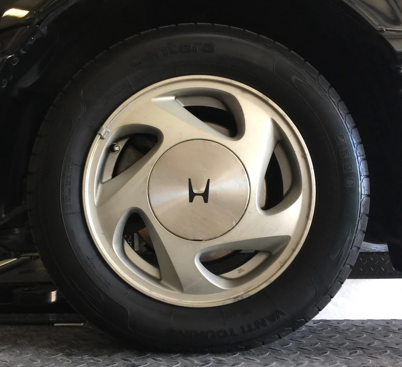 1991 Honda Prelude 3rd Gen - Image 14 of 31