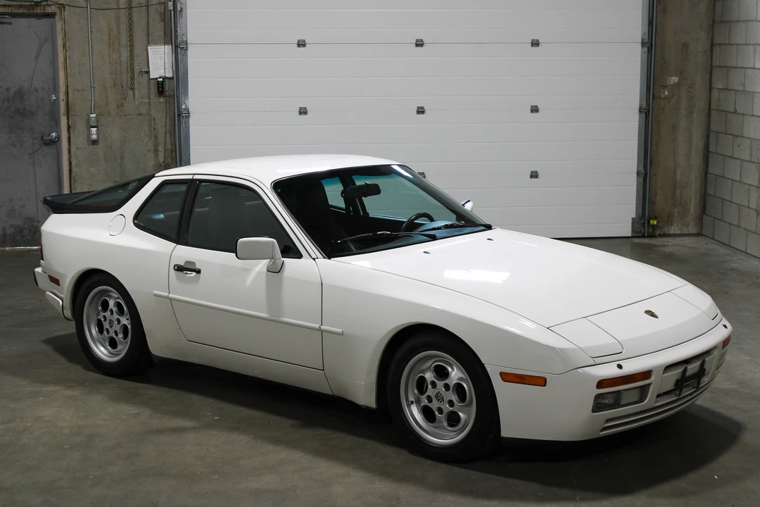 1986 Porsche 944 Turbo - Image 14 of 31