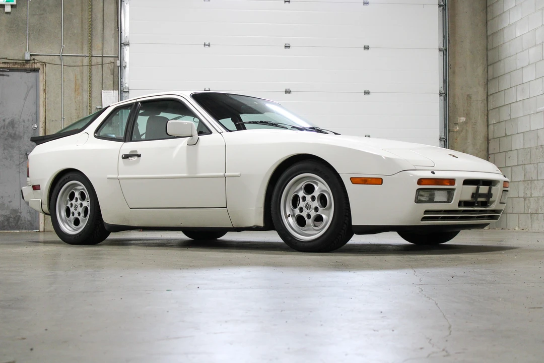 1986 Porsche 944 Turbo - Image 19 of 31