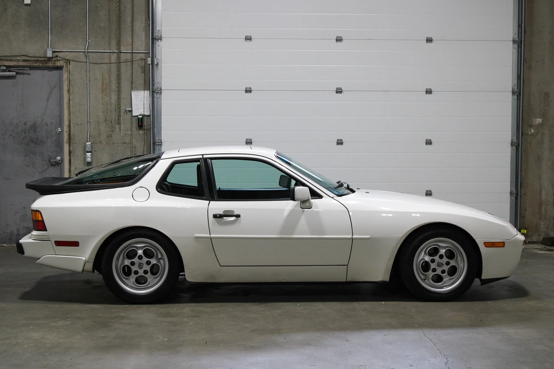 1986 Porsche 944 Turbo - Image 22 of 31