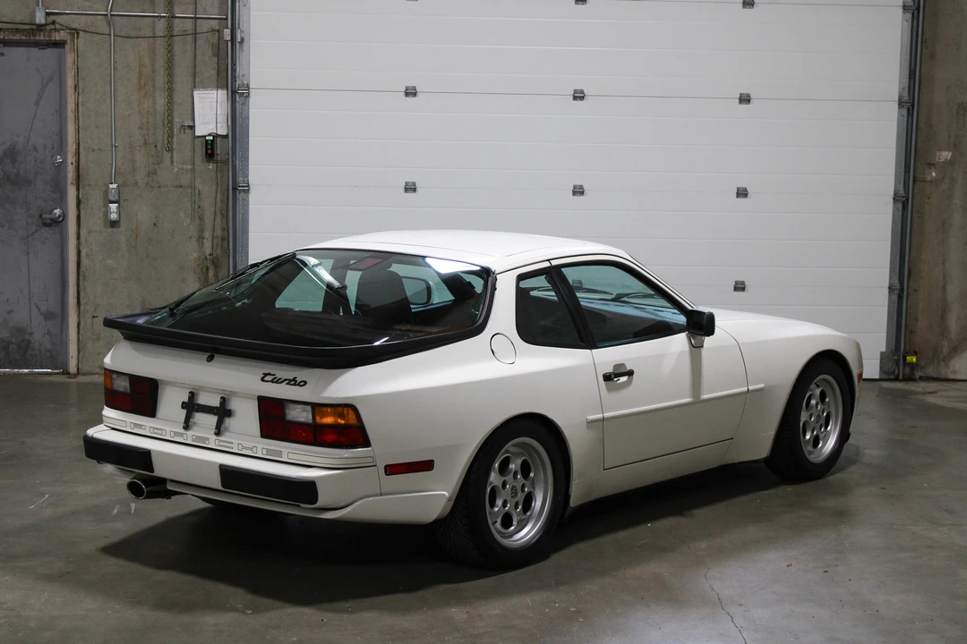 1986 Porsche 944 Turbo - Image 25 of 31