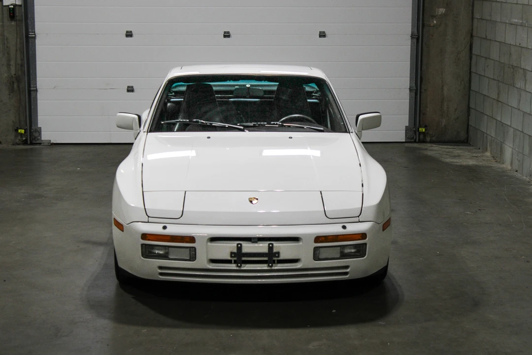 1986 Porsche 944 Turbo - Image 12 of 31