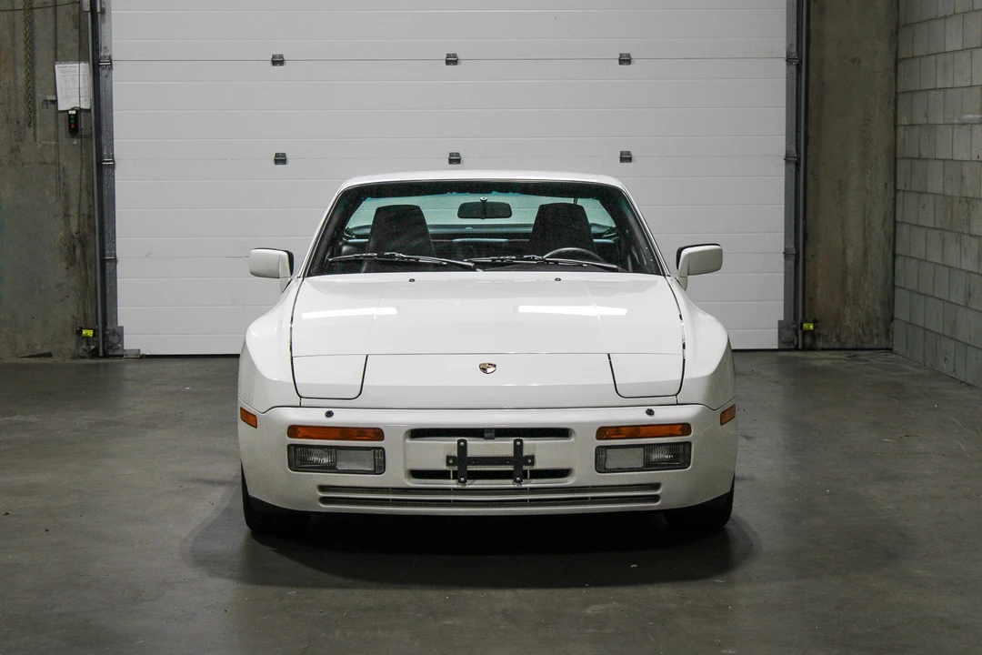 1986 Porsche 944 Turbo - Image 11 of 31