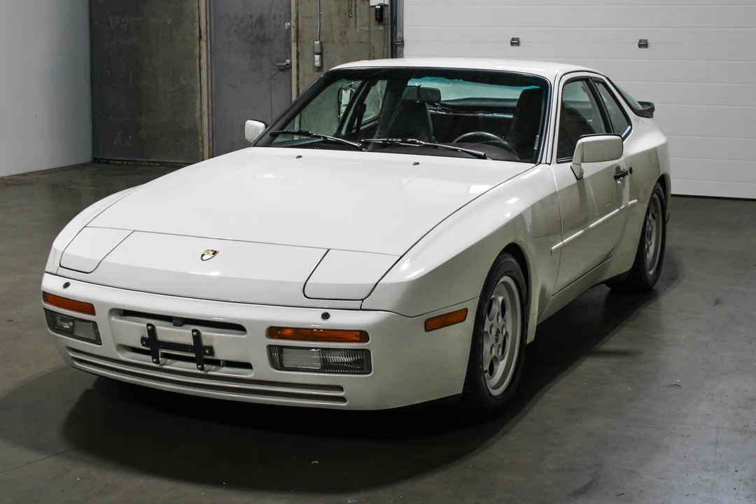 1986 Porsche 944 Turbo - Image 7 of 31