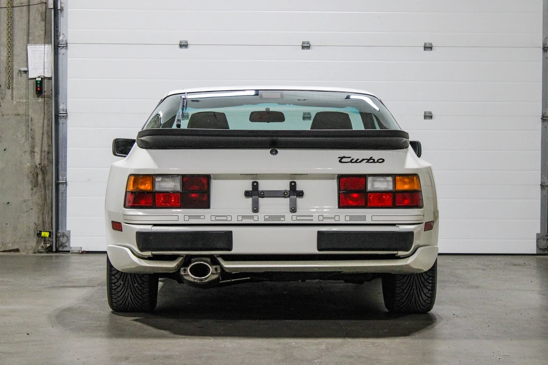 1986 Porsche 944 Turbo - Image 30 of 31