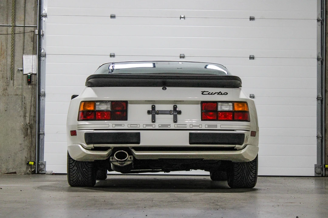 1986 Porsche 944 Turbo - Image 29 of 31