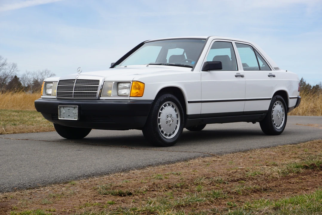 1986 Mercedes-Benz 190E - Image 6 of 31