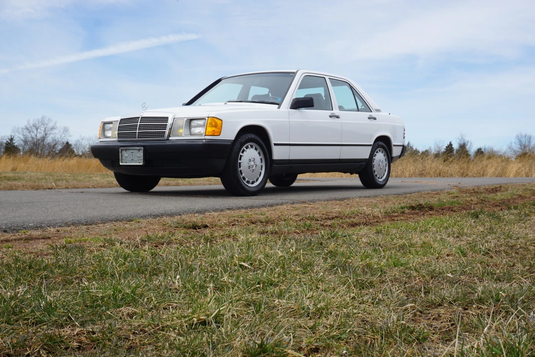 1986 Mercedes-Benz 190E - Image 3 of 31