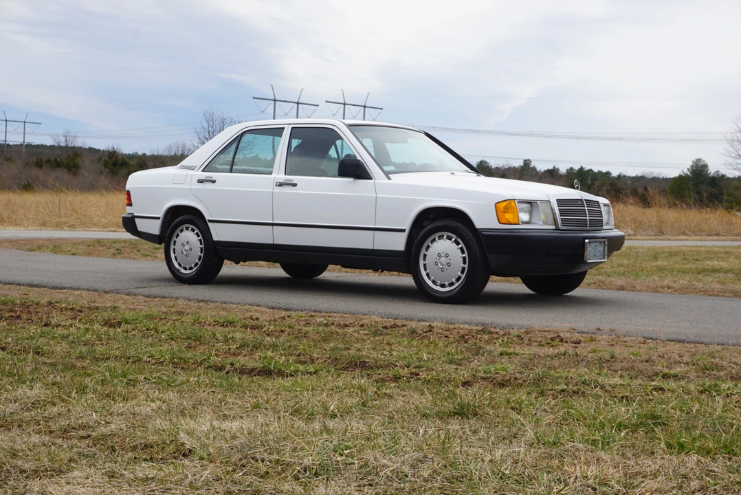 1986 Mercedes-Benz 190E - Image 22 of 31