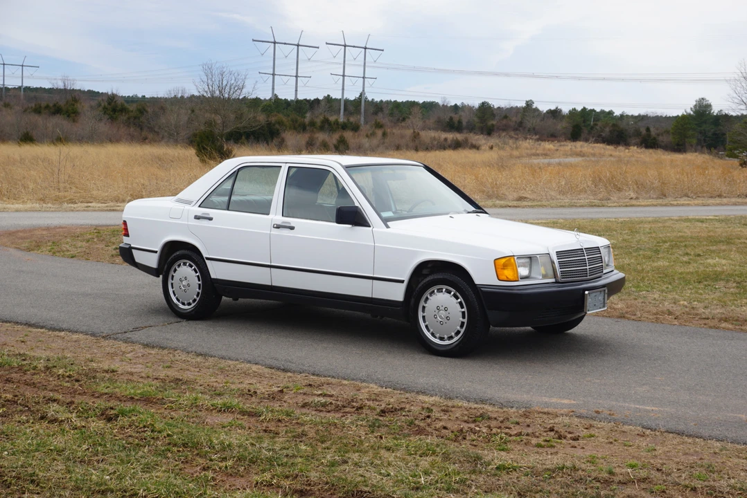 1986 Mercedes-Benz 190E - Image 25 of 31