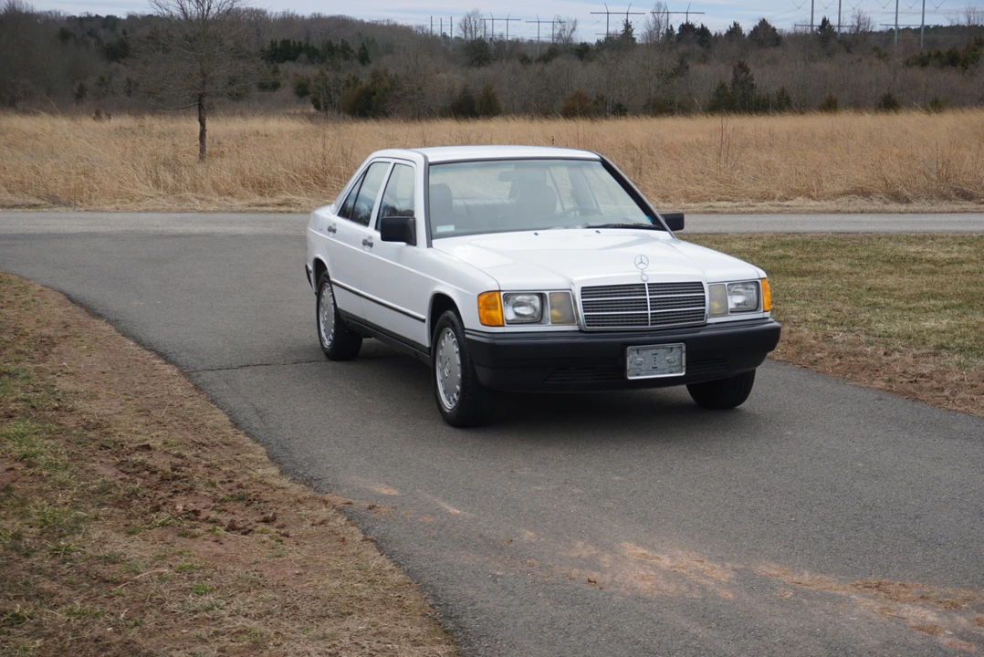 1986 Mercedes-Benz 190E - Image 29 of 31