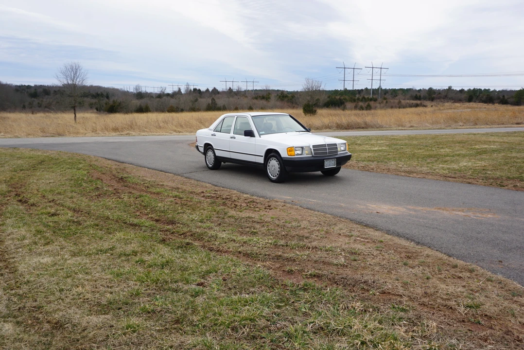 1986 Mercedes-Benz 190E - Image 26 of 31