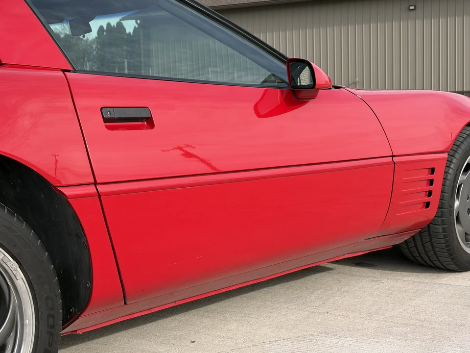 1991 Chevrolet Corvette C4 - Image 25 of 31