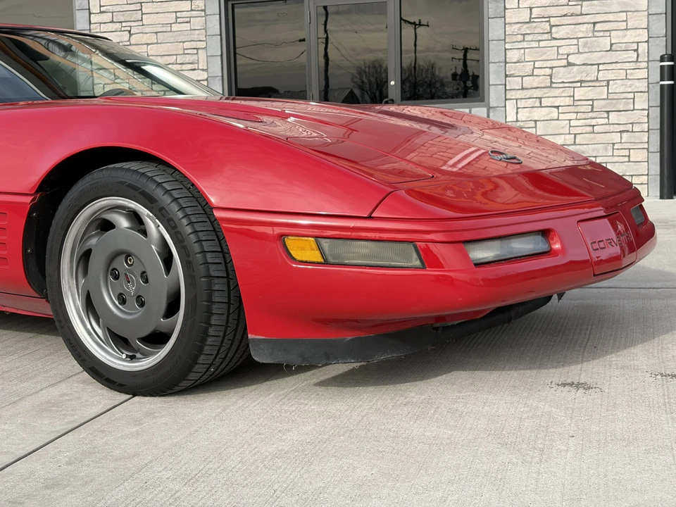 1991 Chevrolet Corvette C4 - Image 18 of 31