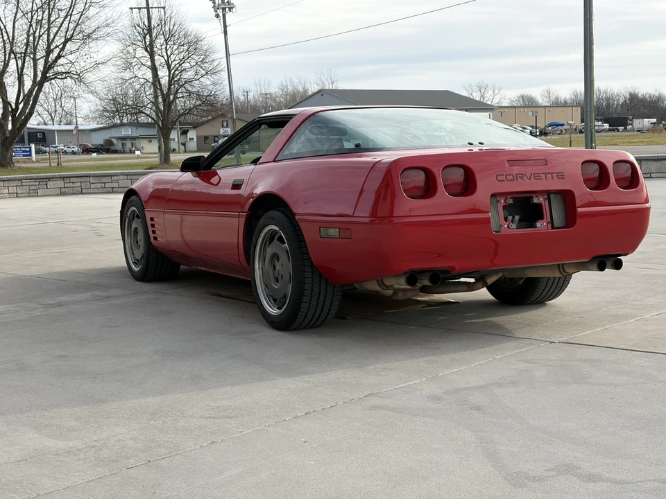 1991 Chevrolet Corvette C4 - Image 6 of 31