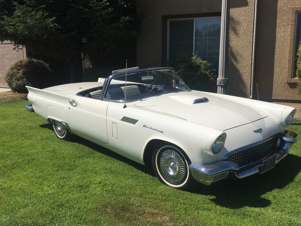 1957 Ford Thunderbird 1st Gen - Image 9 of 31