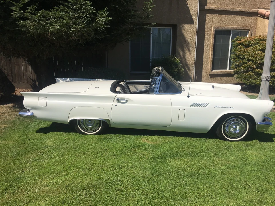 1957 Ford Thunderbird 1st Gen - Image 10 of 31