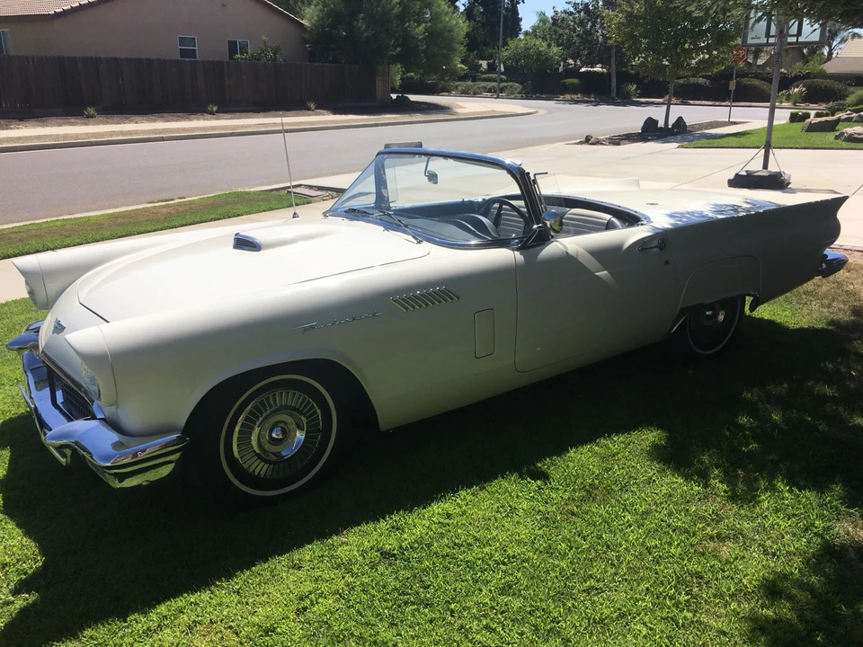 1957 Ford Thunderbird 1st Gen - Image 4 of 31