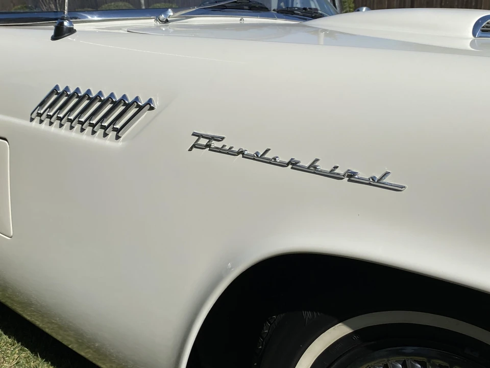 1957 Ford Thunderbird 1st Gen - Image 22 of 31