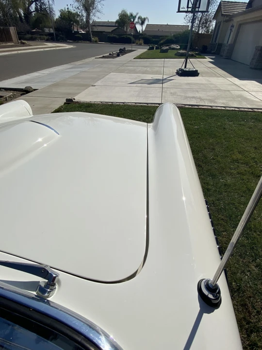 1957 Ford Thunderbird 1st Gen - Image 29 of 31