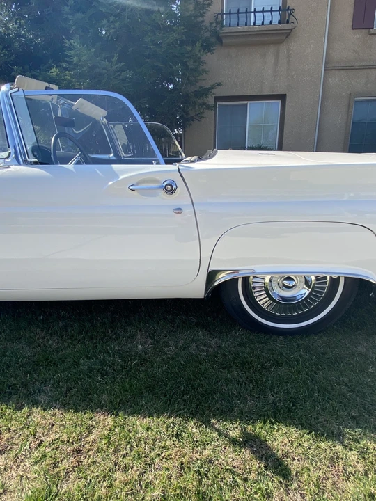1957 Ford Thunderbird 1st Gen - Image 18 of 31