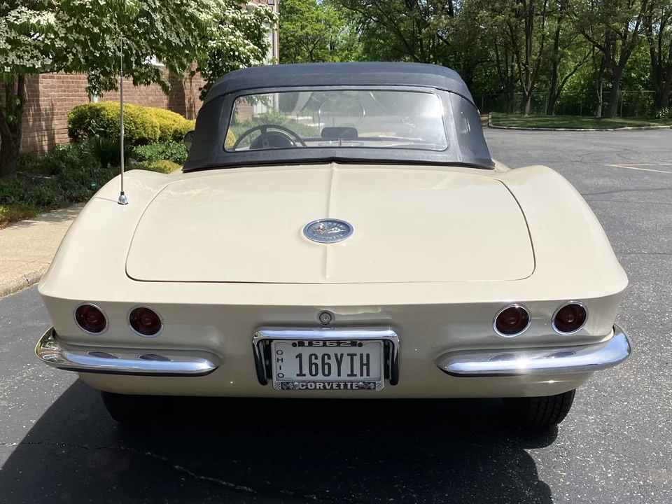 1962 Chevrolet Corvette C1 - Image 10 of 31