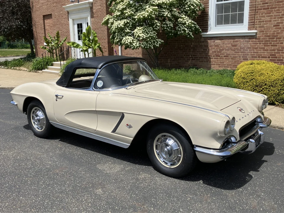 1962 Chevrolet Corvette C1 - Image 16 of 31