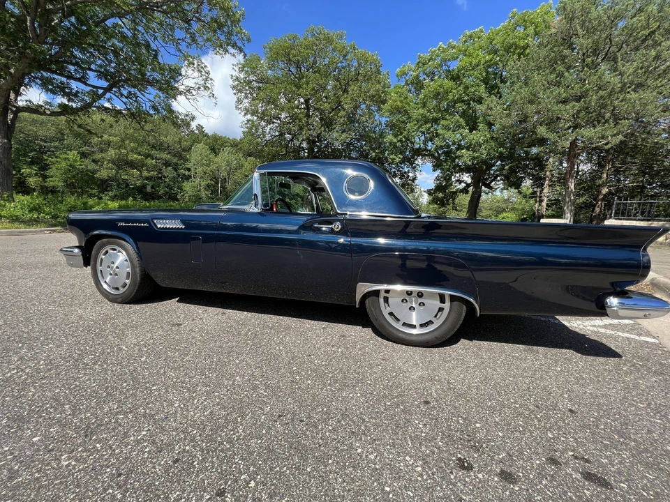 1957 Ford Thunderbird 1st Gen - Image 14 of 31