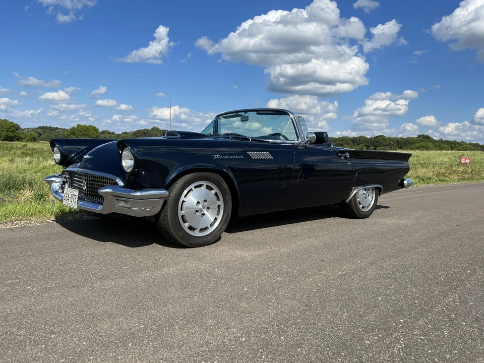 1957 Ford Thunderbird 1st Gen - Image 3 of 31