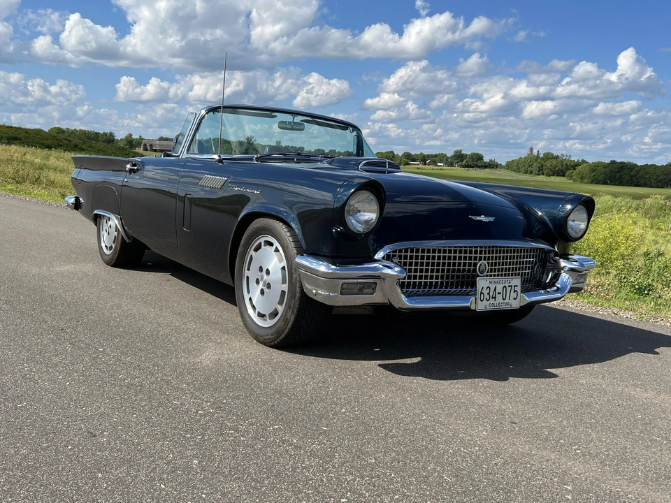 1957 Ford Thunderbird 1st Gen - Image 10 of 31