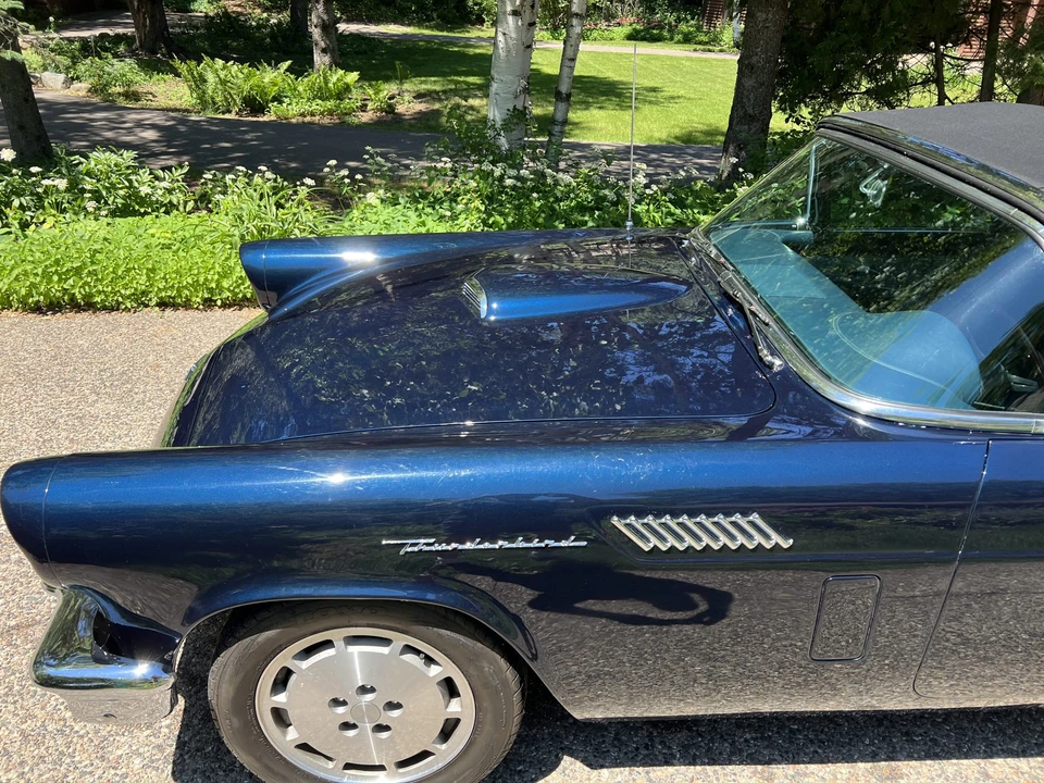 1957 Ford Thunderbird 1st Gen - Image 24 of 31