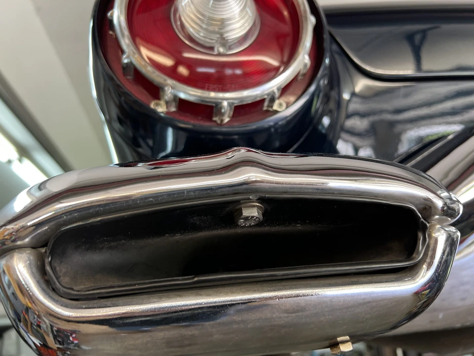 1957 Ford Thunderbird 1st Gen - Image 27 of 31