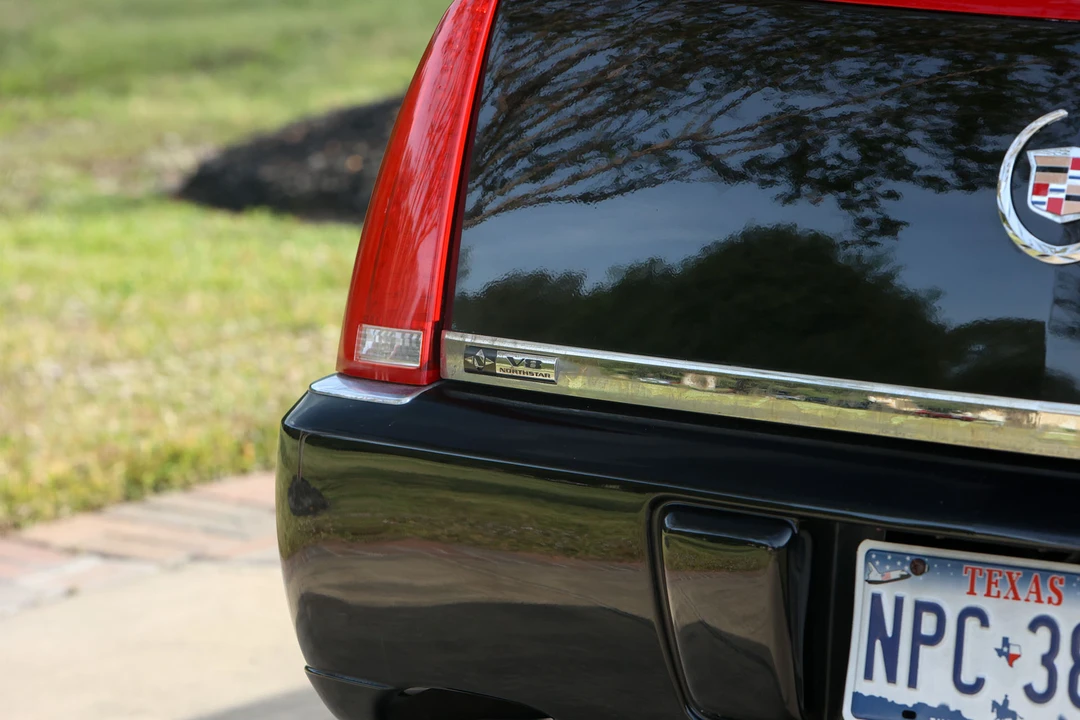 2008 Cadillac DTS - Image 11 of 31