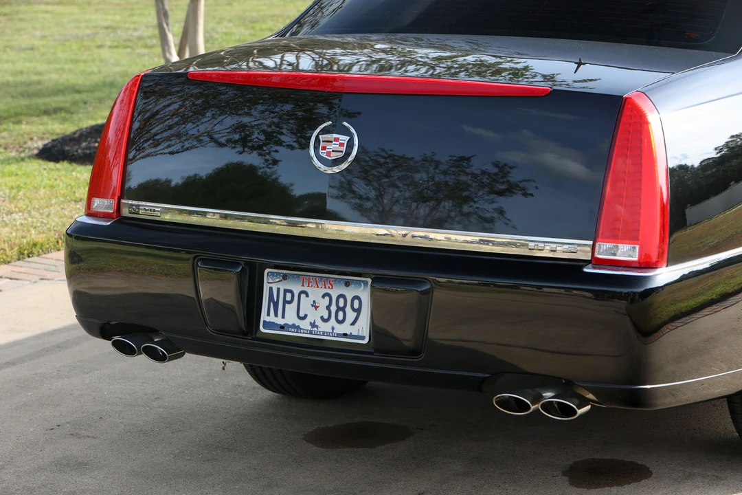 2008 Cadillac DTS - Image 13 of 31