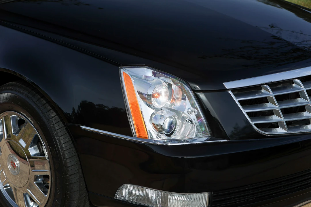 2008 Cadillac DTS - Image 18 of 31