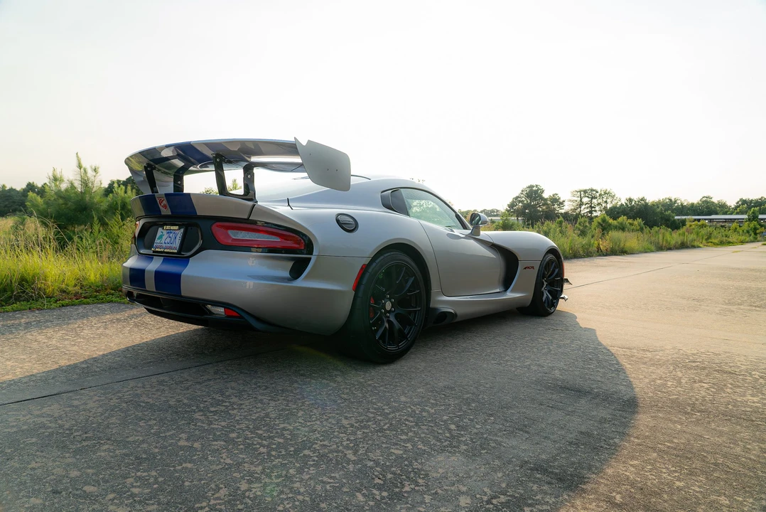 2016 Dodge Viper ACR 5th Gen - Image 5 of 31