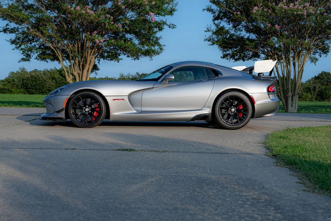 2016 Dodge Viper ACR 5th Gen - Image 9 of 31
