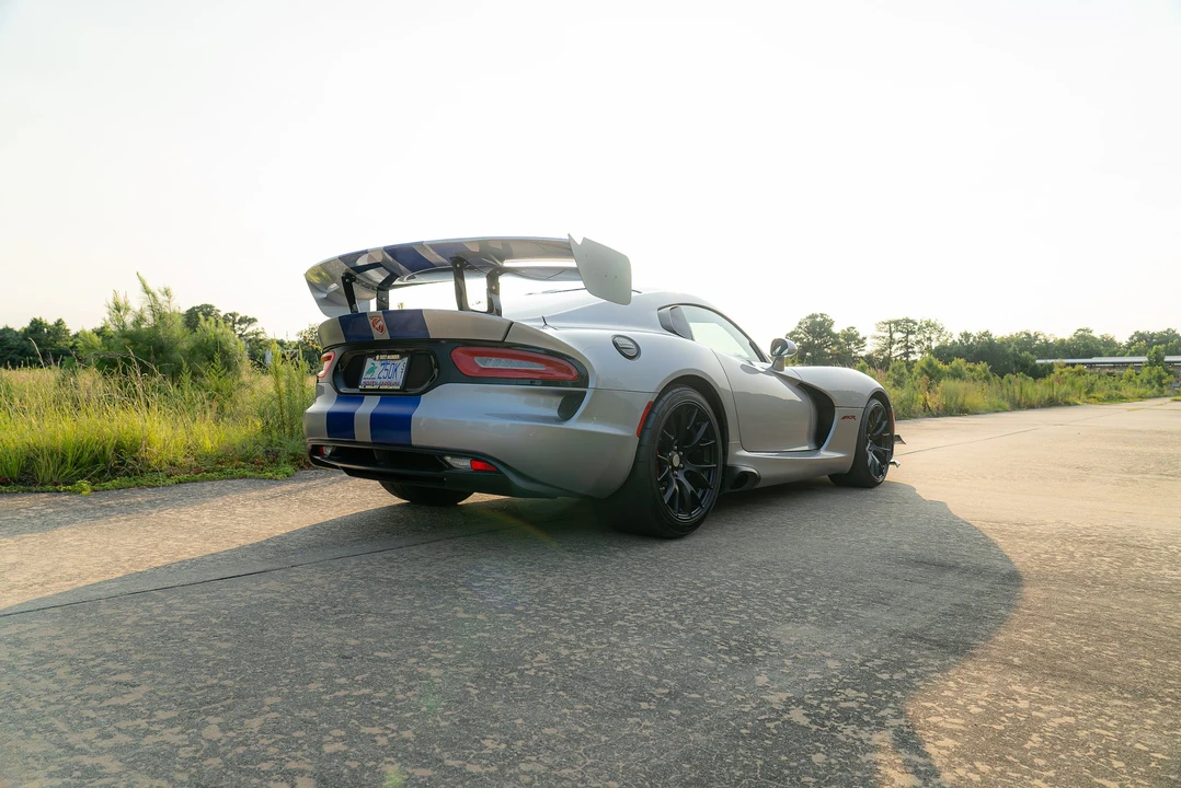 2016 Dodge Viper ACR 5th Gen - Image 16 of 31