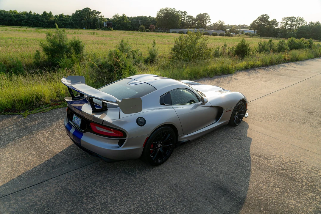 2016 Dodge Viper ACR 5th Gen - Image 18 of 31