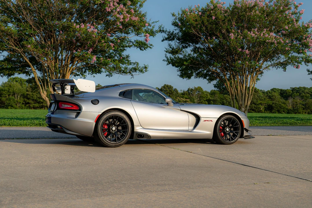 2016 Dodge Viper ACR 5th Gen - Image 24 of 31