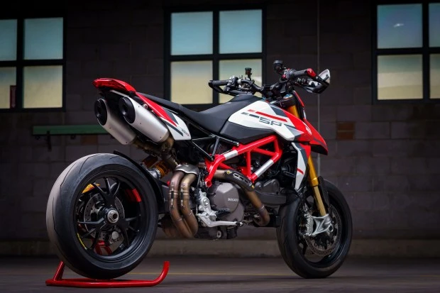 2023 Ducati Hypermotard - Image 2 of 7