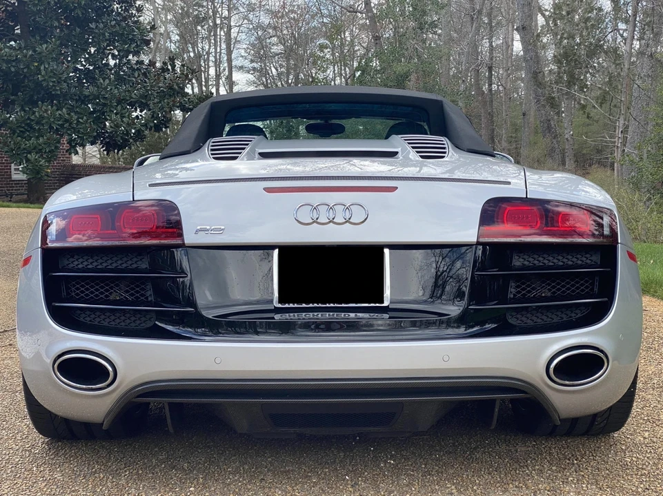 2012 Audi 42 R8 - Image 11 of 31