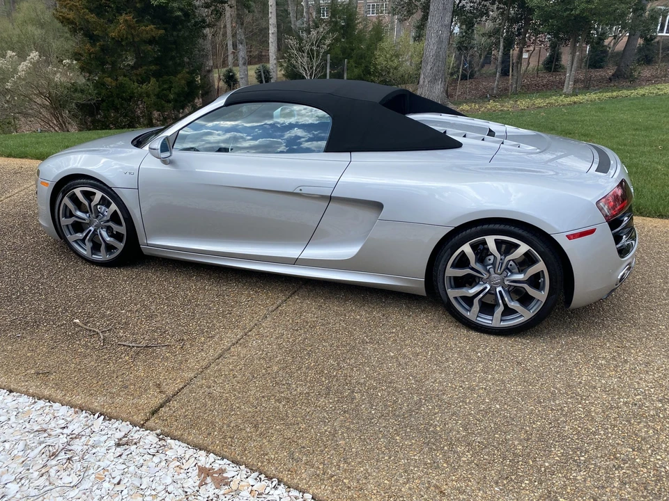 2012 Audi 42 R8 - Image 15 of 31