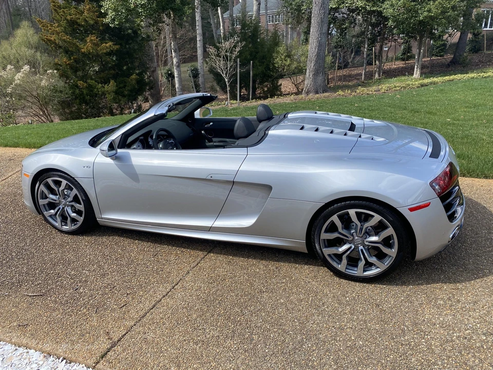 2012 Audi 42 R8 - Image 12 of 31