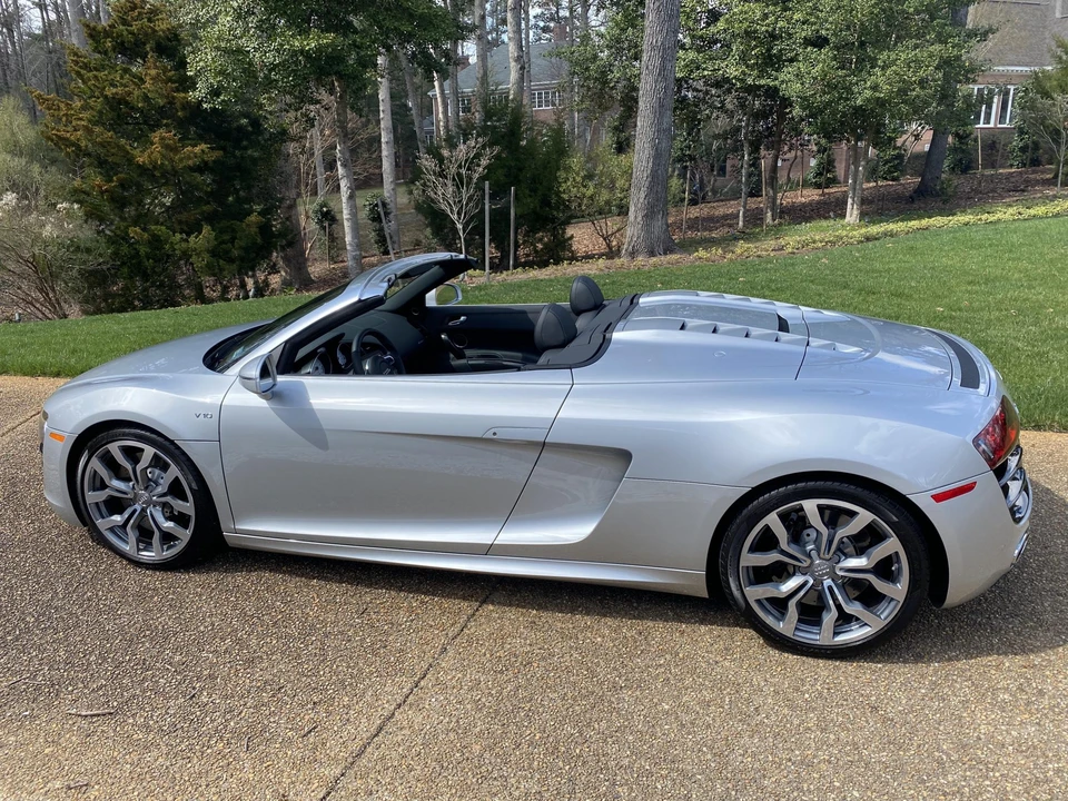 2012 Audi 42 R8 - Image 13 of 31