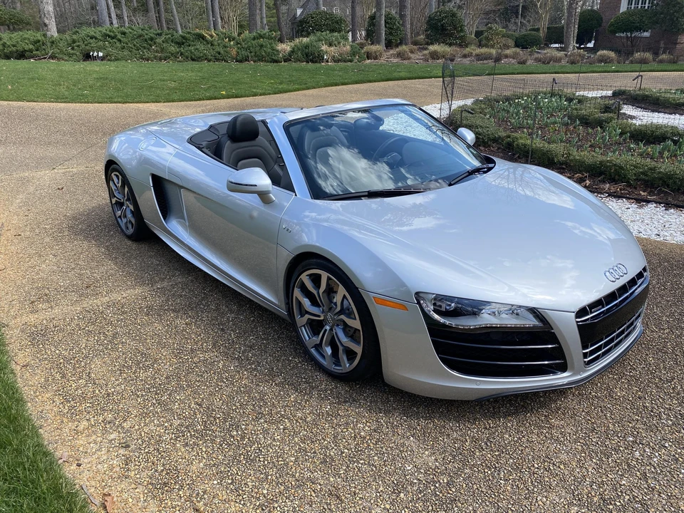 2012 Audi 42 R8 - Image 8 of 31