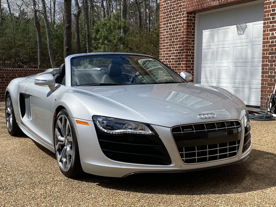 2012 Audi 42 R8 - Image 6 of 31