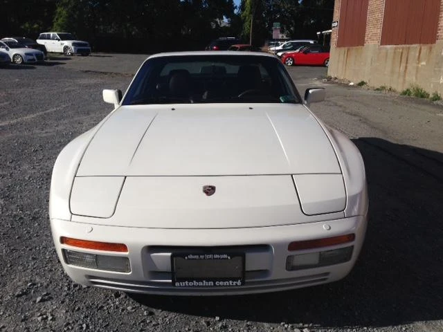 1987 Porsche 944 Turbo - Image 14 of 31